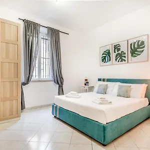 https://petite-maison-19.it-romehotels.com